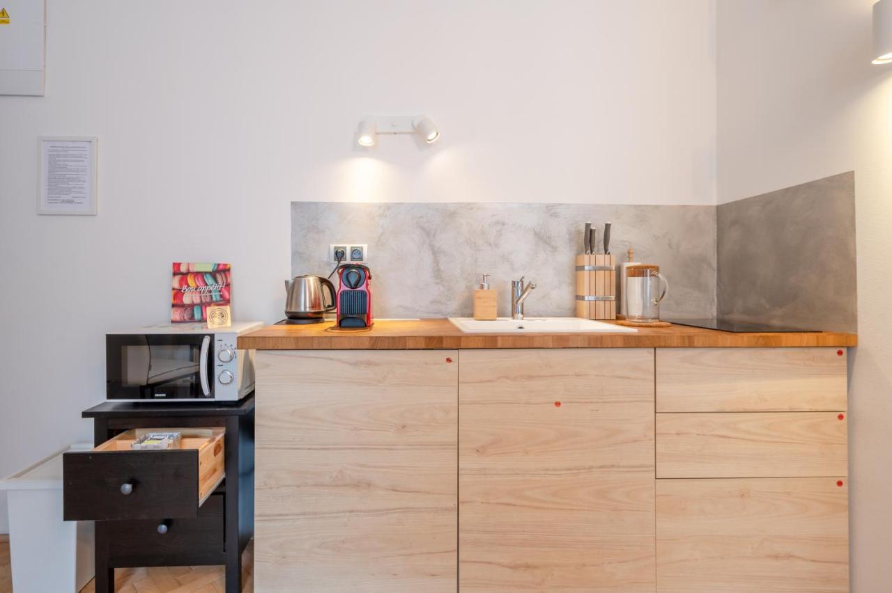 Premium Wenceslas Square Apartments ปราก ภายนอก รูปภาพ